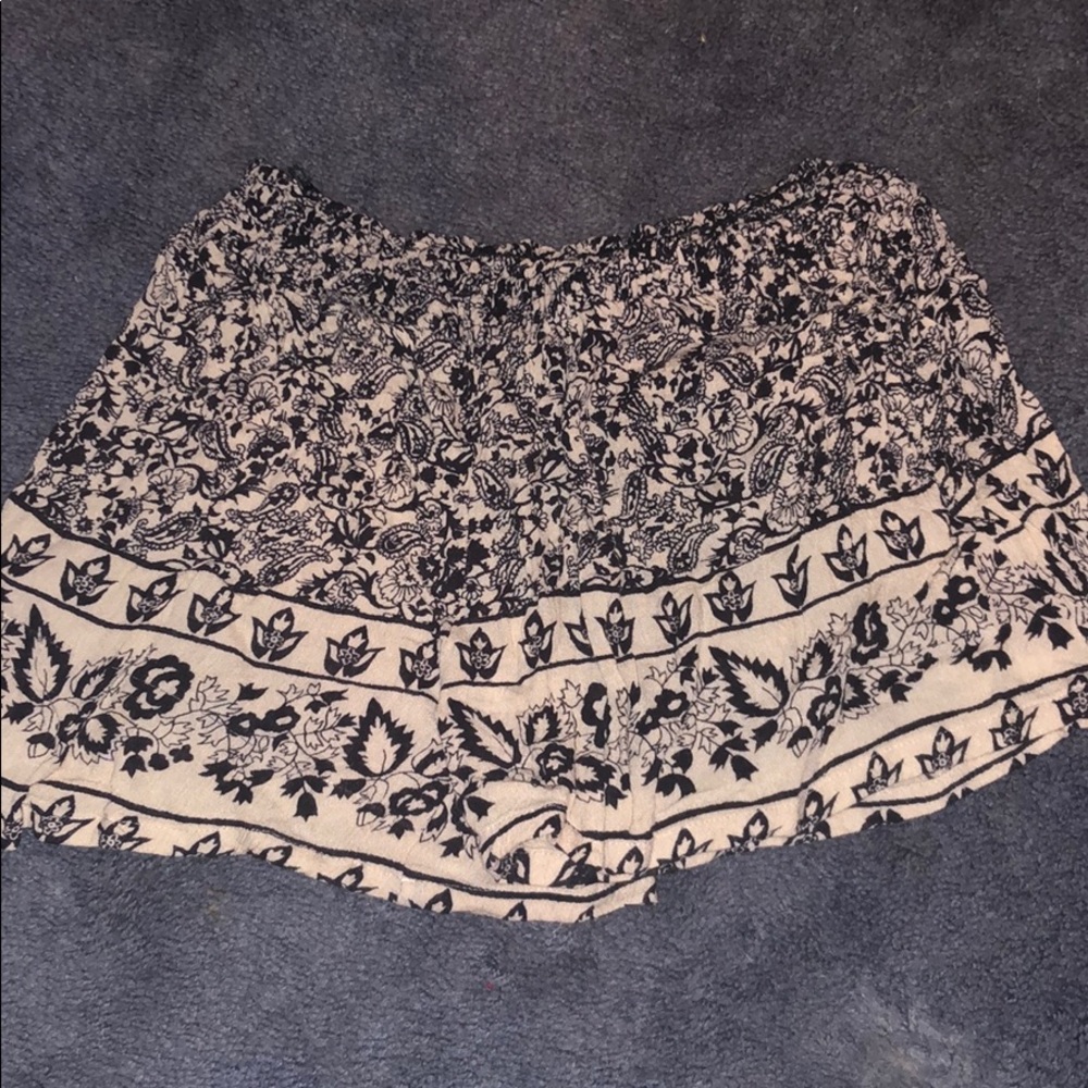 Flowy shorts